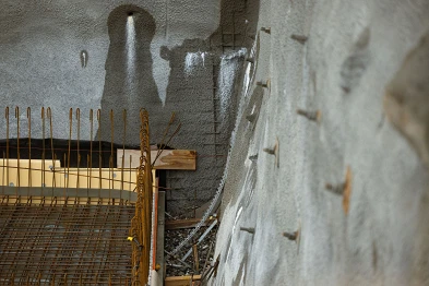 Ankerpfähle Mehrfamilienhäuser Leissigen; Künzi + Knutti AG, Bild: Anja Zurbrügg Photography