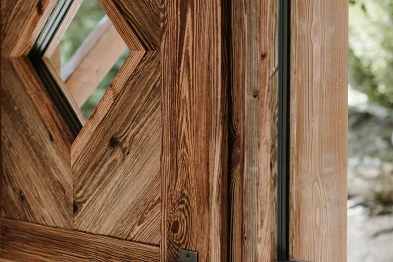 Altholztüre; Bild: Anja Zurbrügg Photography