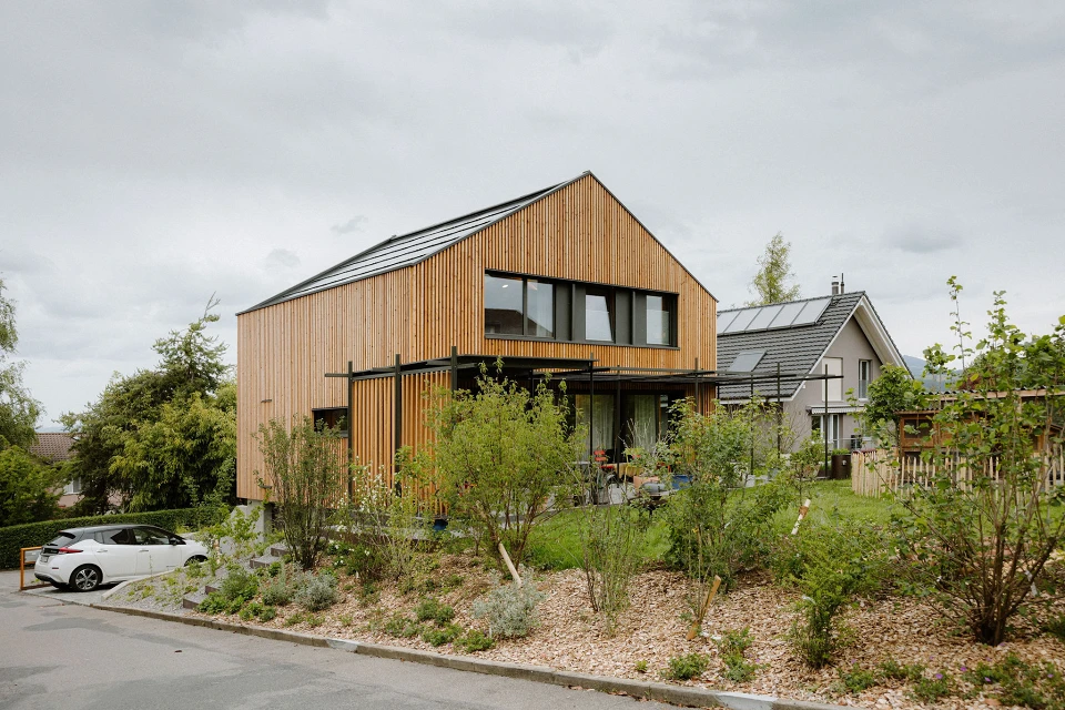 Aussenansicht; Bild: Anja Zurbrügg Photography