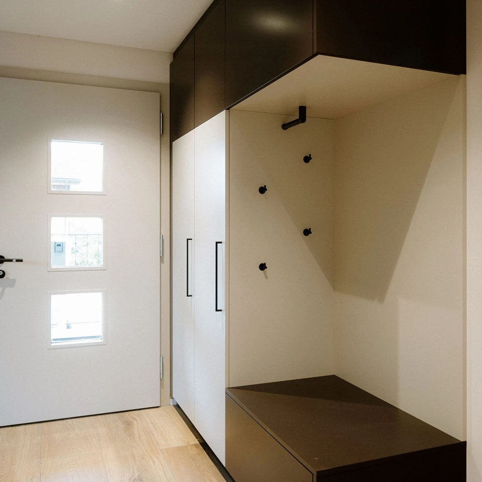 Eingangsbereich; Künzi + Knutti AG, Bild: Anja Zurbrügg Photography