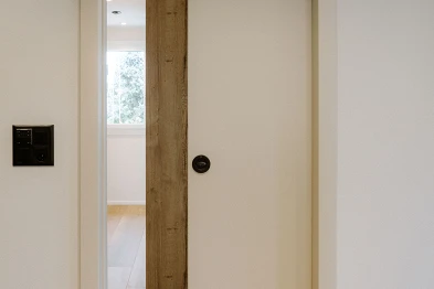 Schiebetüre Zimmer; Bild: Anja Zurbrügg Photography
