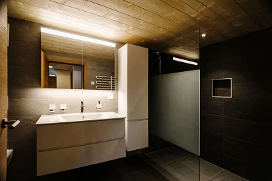 Badezimmer; K+K, Zahler GmbH, Bild: Anja Zurbrügg Photography