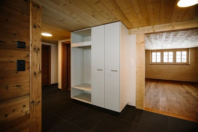 Gang; K+K, Zahler GmbH, Bild: Anja Zurbrügg Photography