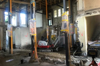 Ausbruch alte Bodenplatte; Loosli+Partner AG, L2A Architekten AG, Bild:Künzi+Knutti AG