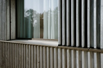 Aussenansicht Fenster und Fassade Neubau; Loosli+Partner AG, L2A Architekten AG, Bild: Anja Zurbrügg Photography