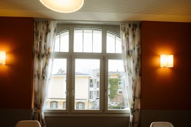 Rundbogenfenster; Loosli+Partner AG, L2A Architekten AG, Bild: Anja Zurbrügg Photography