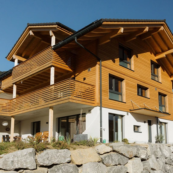 Fassade; Bild: Anja Zurbrügg Photography