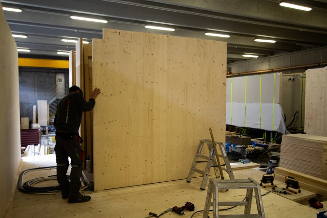 Einblick in unsere Zimmerei; Bild: Anja Zurbrügg Photography