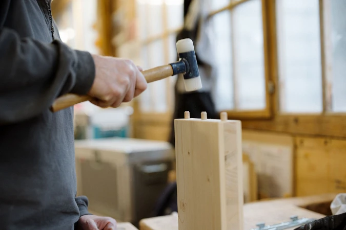 Einblick in unsere Schreinerei; Bild: Anja Zurbrügg Photography